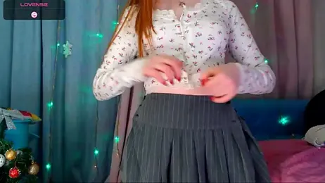 LuxXAngel webcam model stream image