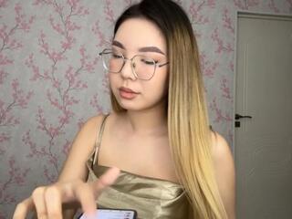 Marivel Aceituno webcam model stream image