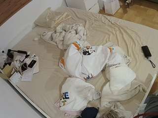 voyeurcam-julmodels-greybed-1 webcam model stream image