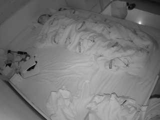 voyeurcam-julmodels-greybed-1 webcam model stream image