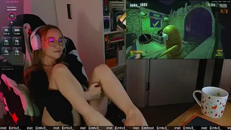 Emili1- webcam model stream image