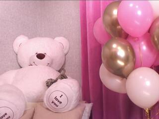 Naomi Bea webcam model stream image