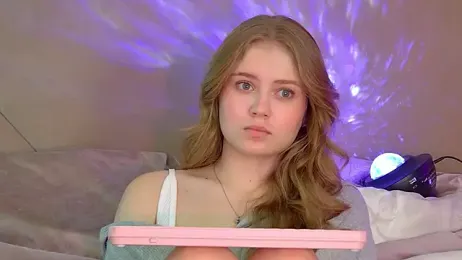 SelinSwarovski webcam stripchat model stream image