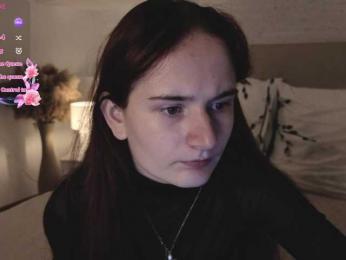 Natural-Mary webcam model stream image