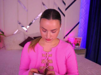 FloraGreys webcam model stream image