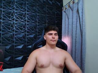 Camiilo Lopez webcam model stream image
