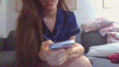 Nanahings webcam model stream image