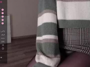 noelleneptune webcam model stream image