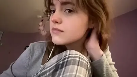 ShannanJou webcam model stream image