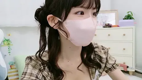 -minami- webcam model stream image