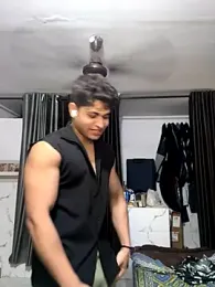 Vihaaanfucks webcam model stream image