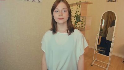 LoyceLupu webcam model stream image