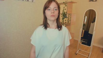 LoyceLupu webcam model stream image