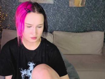 Ekimmj-age webcam model stream image