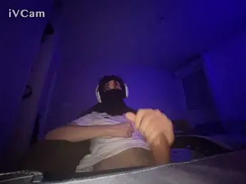 b1nnxxxx webcam stripchat model stream image