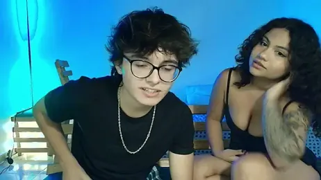 DaViruzz webcam model stream image