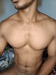kevin_yours webcam stripchat model stream image