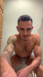 AlejandroAlpha webcam model stream image