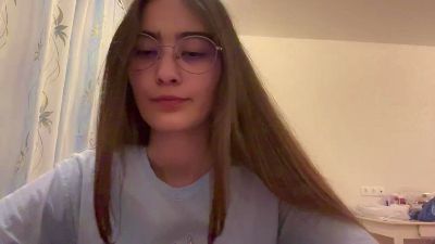 HermilaJoh webcam model stream image