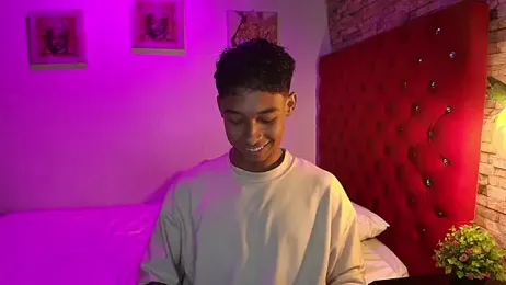 CoffeNaughty_nom webcam model stream image