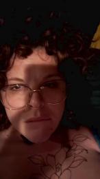 CheshieVibes webcam cam4 model stream image