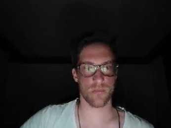 moms_little_monster webcam model stream image