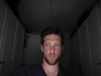 moms_little_monster webcam model stream image