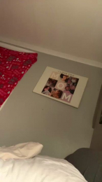 emeryinez webcam model stream image