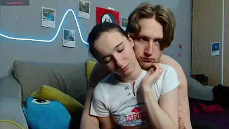 Modest_bitch webcam model stream image