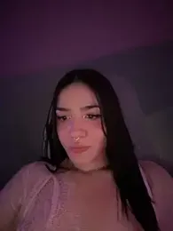 ShannonShanny webcam model stream image