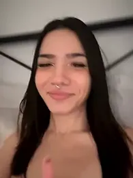 ShannonShanny webcam model stream image