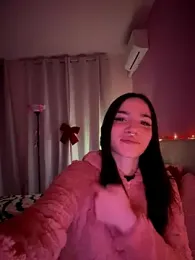 ShannonShanny webcam model stream image