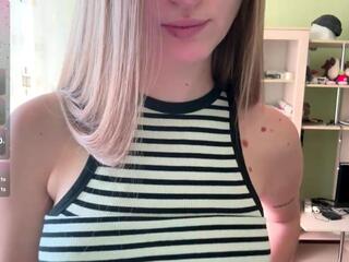 Laurie Mullis webcam model stream image