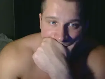 LionEdwin webcam model stream image