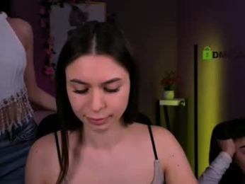 flora_ri webcam model stream image