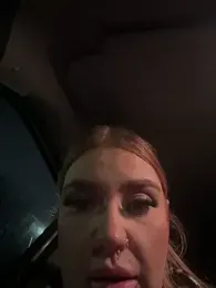 CurvyGirlMyla webcam model stream image