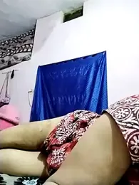 O1Votka webcam model stream image