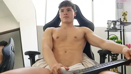 Max_cortes1 webcam model stream image