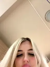 Steffi_Snowbunny webcam model stream image