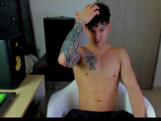 Morthy D webcam model stream image