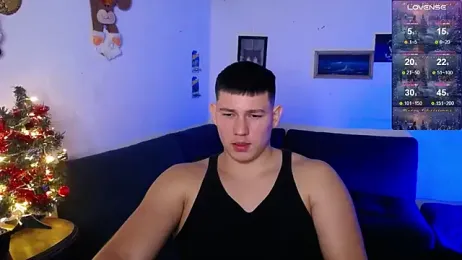 JamesCr_ webcam model stream image