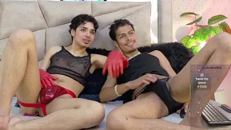 LucayLeo webcam model stream image