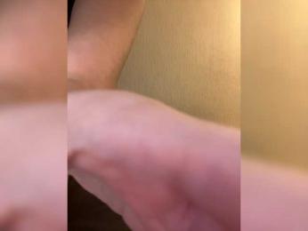 KrastyKiss webcam model stream image