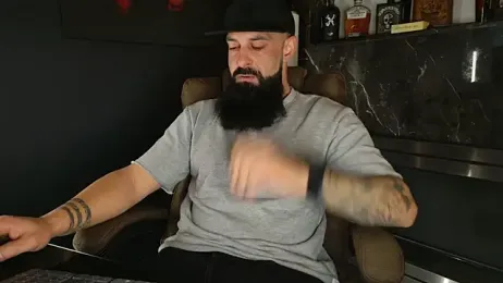 axxelrich_ webcam model stream image