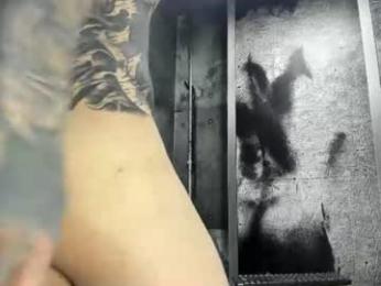 gury_tattoo webcam model stream image