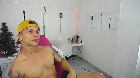 Leonard_Price webcam stripchat model stream image