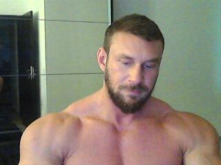 Kevin Muscle webcam model stream image