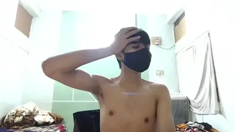 cute_little_twink webcam model stream image