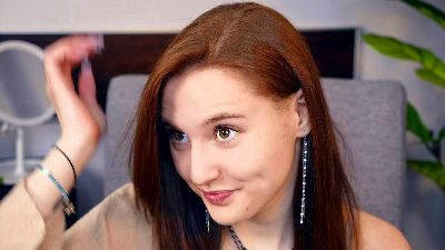 AletaGrabow webcam model stream image