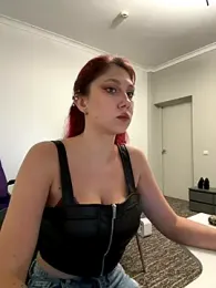 ChloesTem webcam model stream image